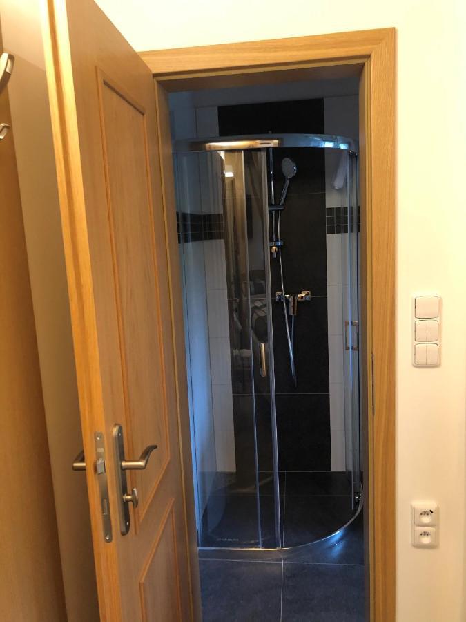 Moravany  Kamenacka Myslivna酒店 外观 照片